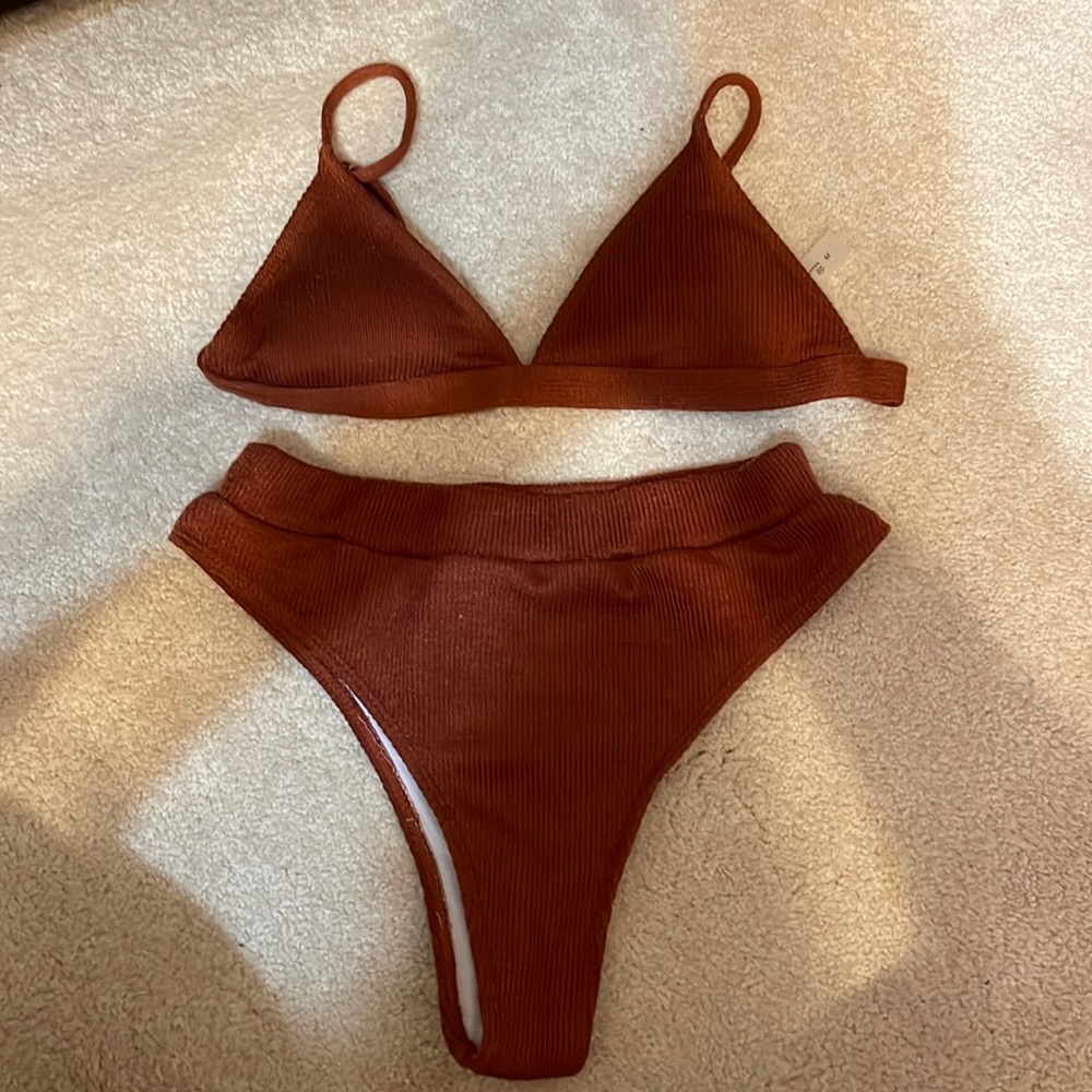 Bathing suit